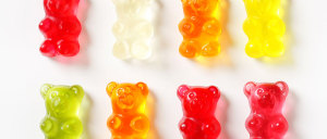 19 Habits That Wreck Your Teeth - Gummy Candy - Biermann Orthodontics