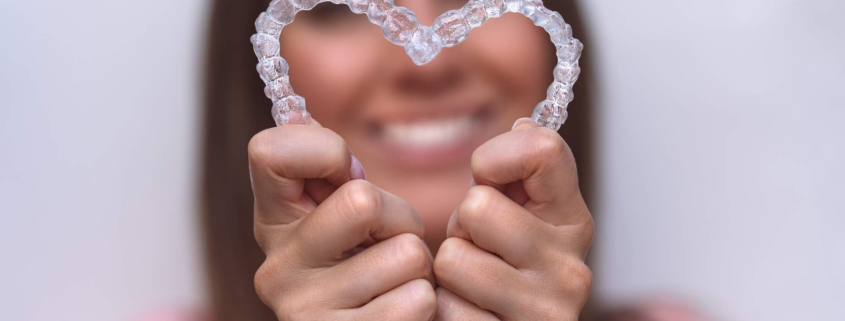 how to clean invisalign retainers